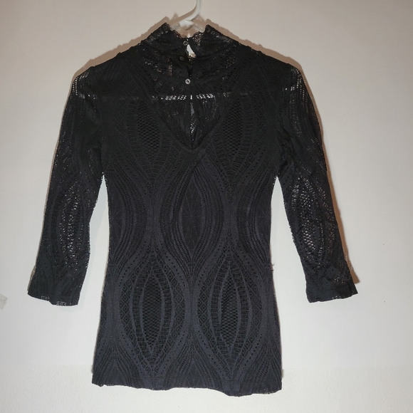 Womens XS Free People black open weave lace 3/4 sleeve top - Picture 7 of 8